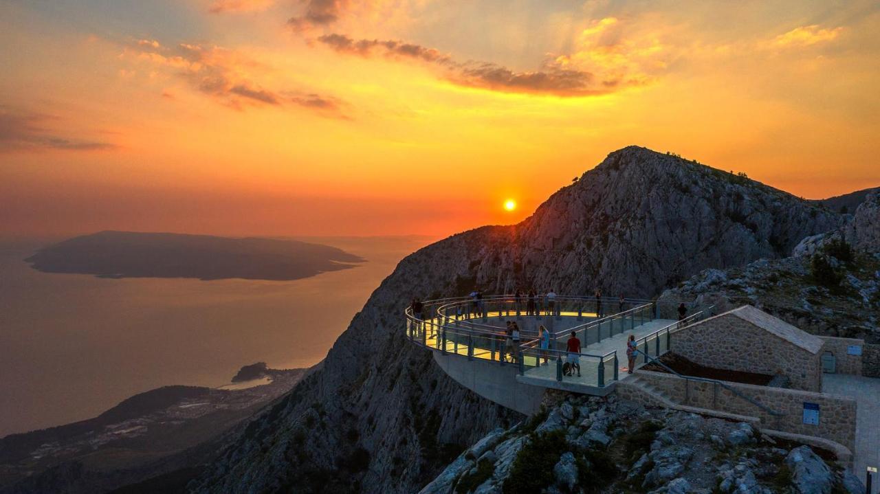 Sea & Sun Apartments Tucepi Exterior photo